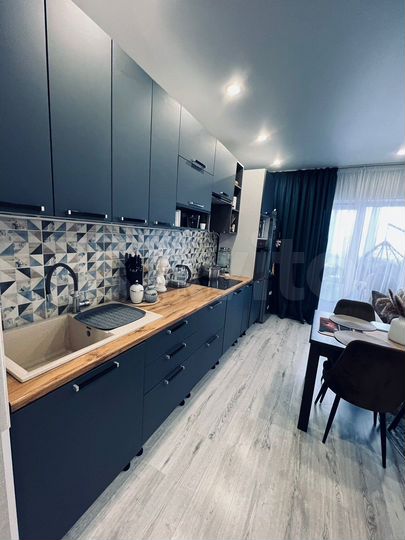 2-к. квартира, 58,5 м², 1/9 эт.