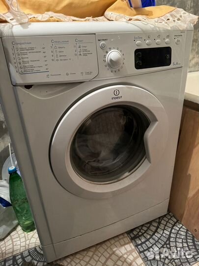Стиральная машина indesit 5кг