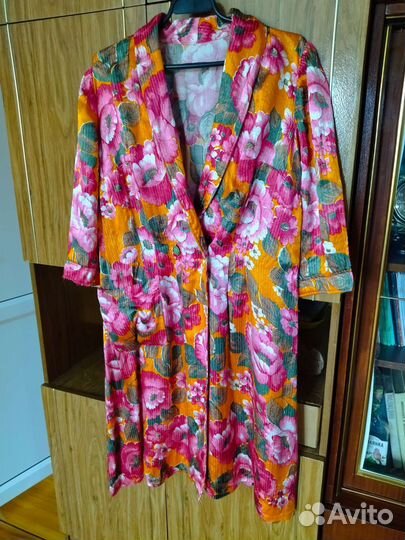 Халат женский атласный-52-54 размер