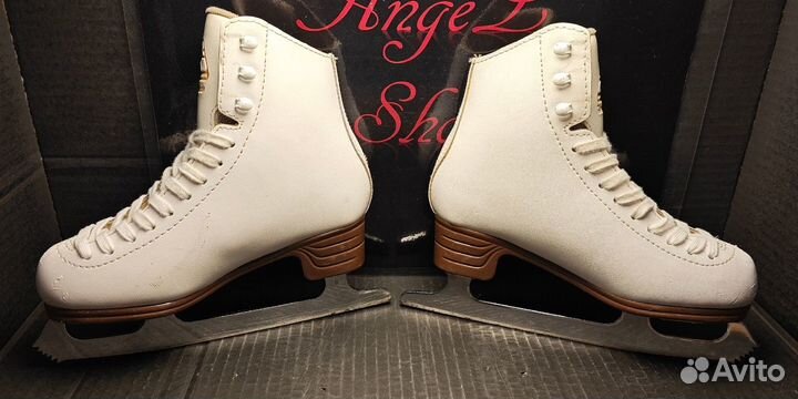 Коньки фигурные Jackson Artiste 1791 1 1/2C