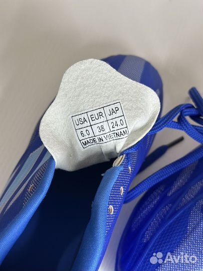 Бутсы футбольные новые для зала 38