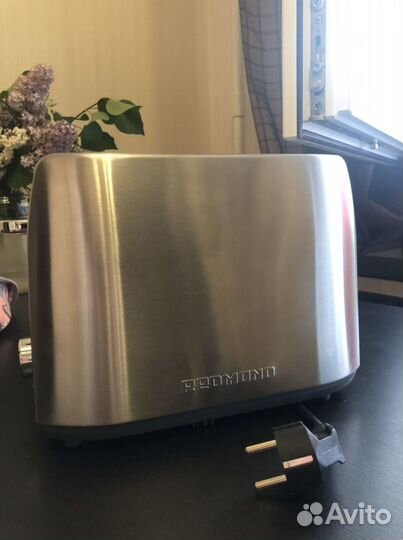 Тостер Redmond RT-M409