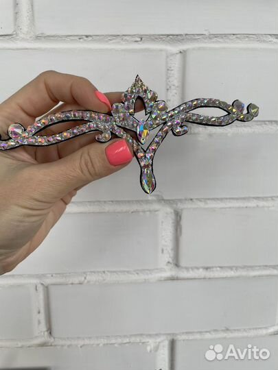 Корона на шишку. Купальник для гимнастики