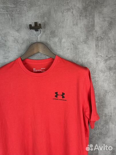 Футболка Under Armour размер Л оригинал