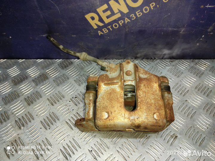 Суппорт тормозной передний правый Renault Scenic 1