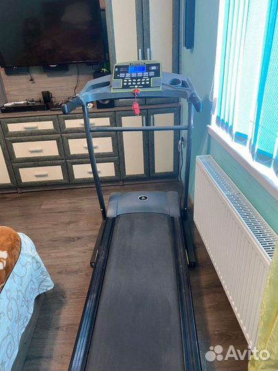 Беговая дорожка с наклоном электрическая