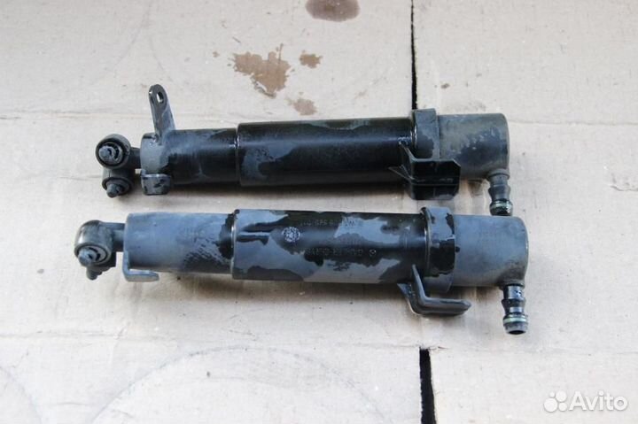 Форсунка омывателя фары Mercedes Benz W211 E-Klas