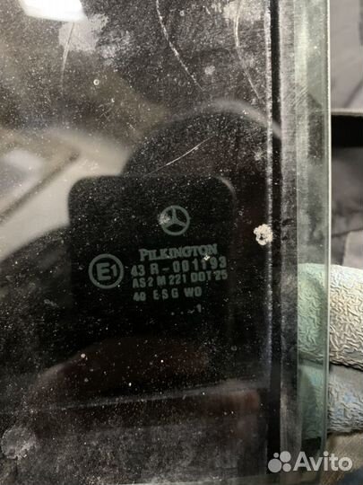 Стекло задней левой двери Мерседес w203 c200