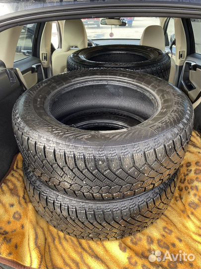 Gislaved Nord Frost 200 SUV 235/65 R17 108T