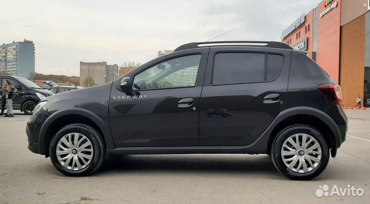 Renault Sandero Stepway 1.6 CVT, 2019, 100 000 км