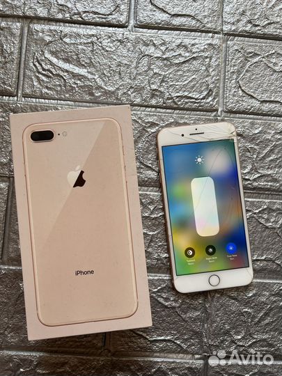 iPhone 8 Plus, 64 ГБ