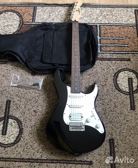 Электрогитара Yamaha EG-112 (с комбиком)