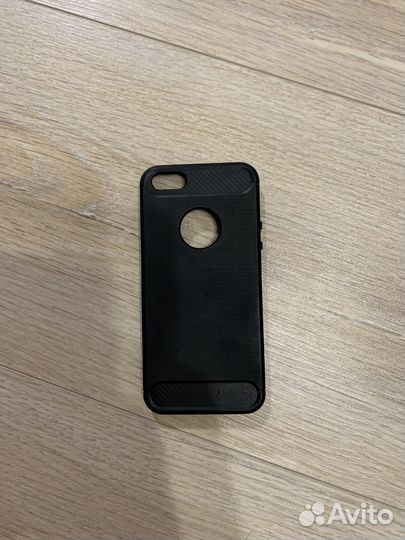 Чехол на iPhone 5 5s se
