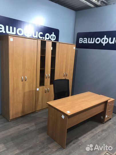 Мебель для офиса персонала руководителей новая б/у
