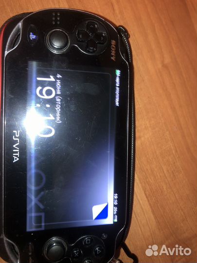 Sony ps Vita прошитая с чехлом