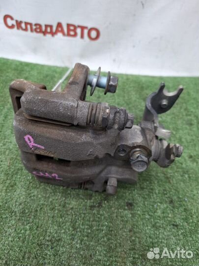 Суппорт тормозной задний правый Honda Accord CU2