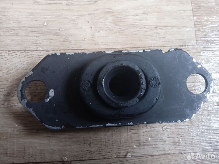 Опора кпп Renault, Sasic