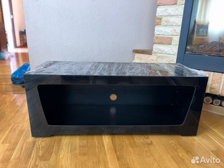 Тумба под телевизор