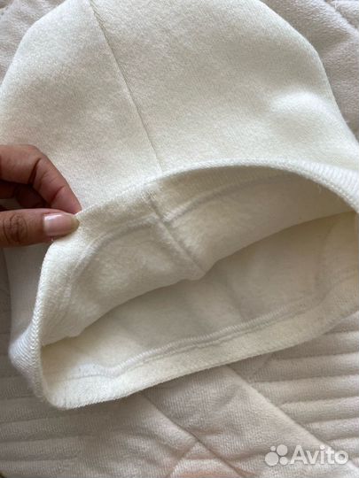 Шапка женская вязаная