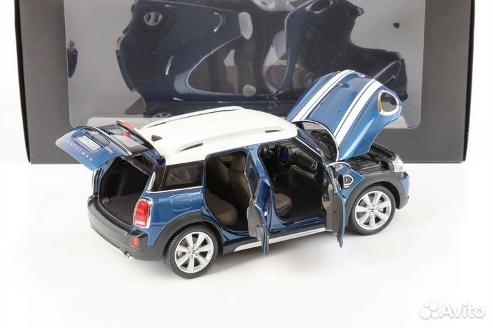 Mini Cooper S Countryman F60 blue/white 1/18
