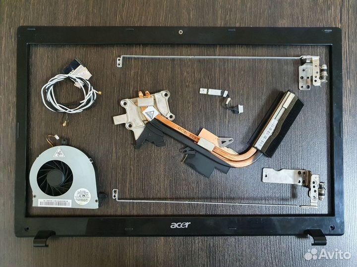 Запчасти и комплектующие Acer Aspire 7750G