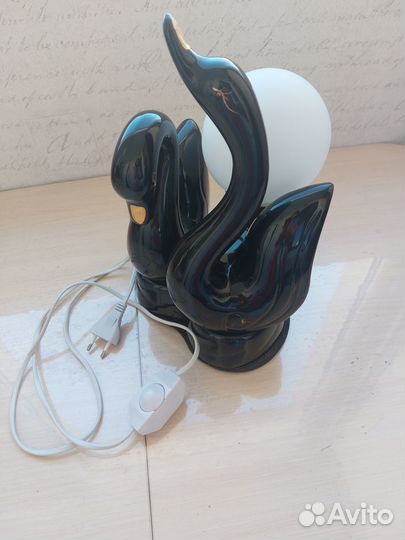 Светильник настольный 