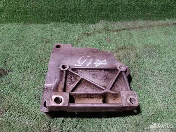 Кронштейн кондиционера Citroen C4