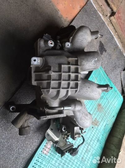 Впускной коллектор Mazda CX7