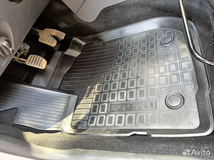Новые ковры, коврики Renault Logan 2 /Sandero