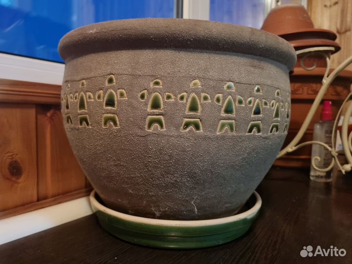 Горшок для цветов напольный