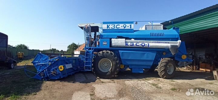 Комбайн Херсонец КЗС-9-1 
