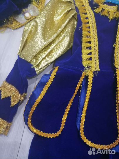 Костюм новогодний для мальчика паж