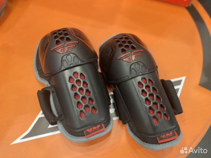 Защита локтя Fly Barricade (детская )