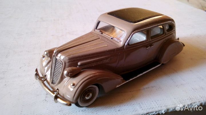 Модели машинок Brooklin Models 1:43 англия