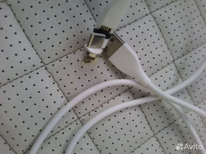 Магнитная зарядка для всех типов гаджетов