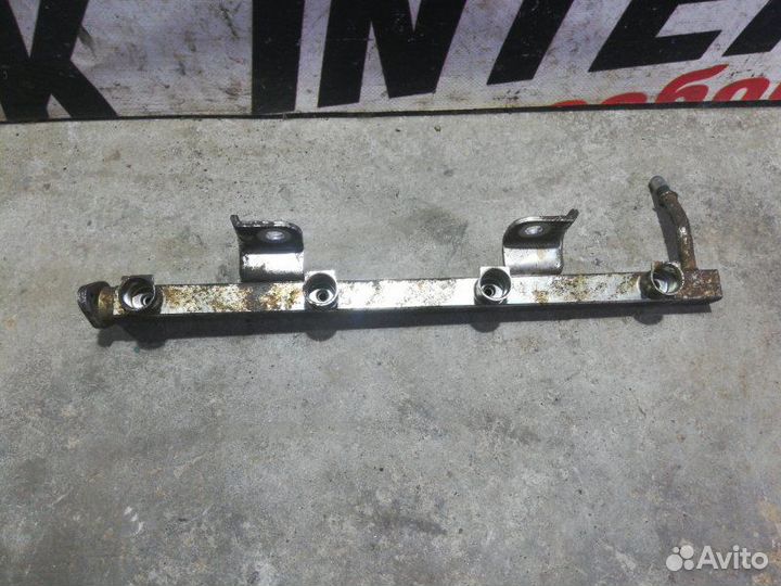 Топливная рампа Daewoo Nexia 1.6