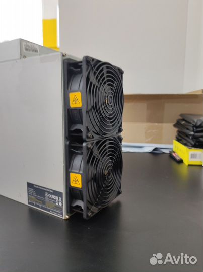 Asic майнер Bitmain Antminer S19