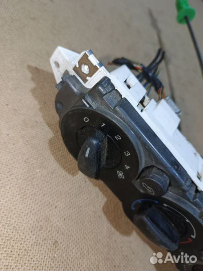 Блок управления отопителя Ford Mondeo 2