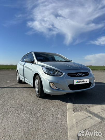 Hyundai Solaris 1.4 AT, 2011, 189 000 км