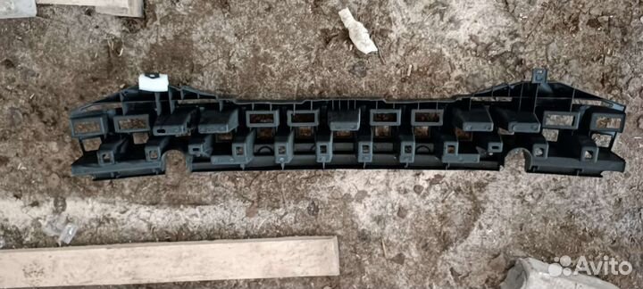 Абсорбер переднего бампера на hyundai solaris