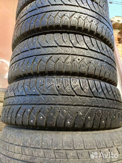 Bridgestone Ice Cruiser 7000 175/65 R14 82T