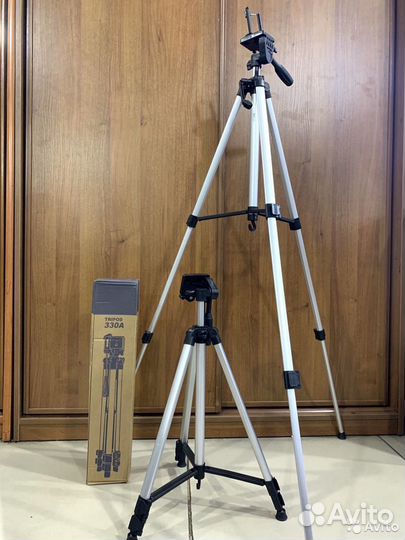 Штатив / тренога / стойка