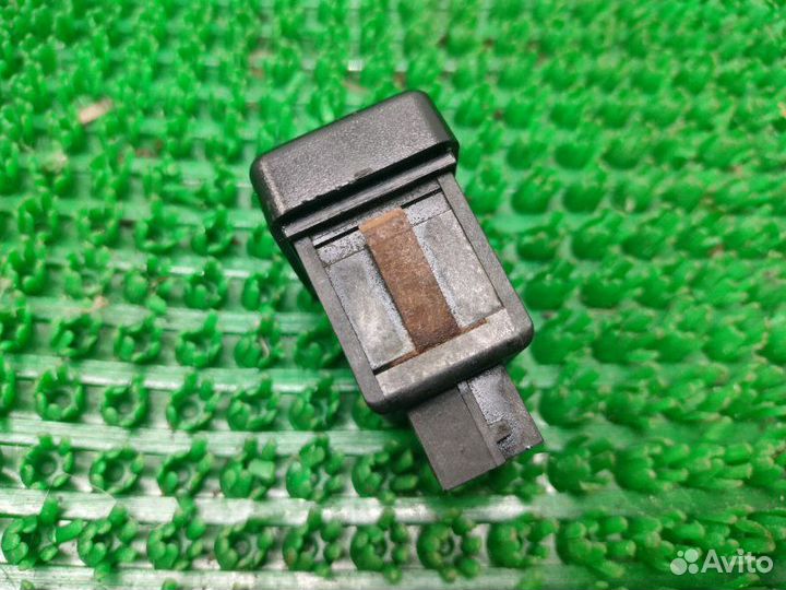 Кнопка корректора фар Volkswagen Passat B3 PF 1990