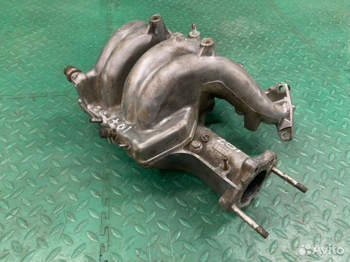 Коллектор впускной Toyota Carina E 4A-FE 1.6 1992