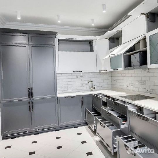 Кухня на заказ Арт 685