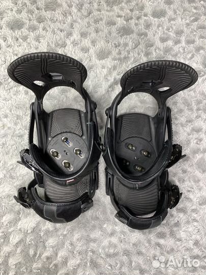 Крепления для сноуборда M Head