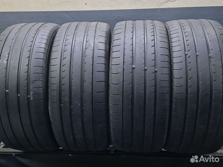 Yokohama Advan Sport V105 255/40 R19