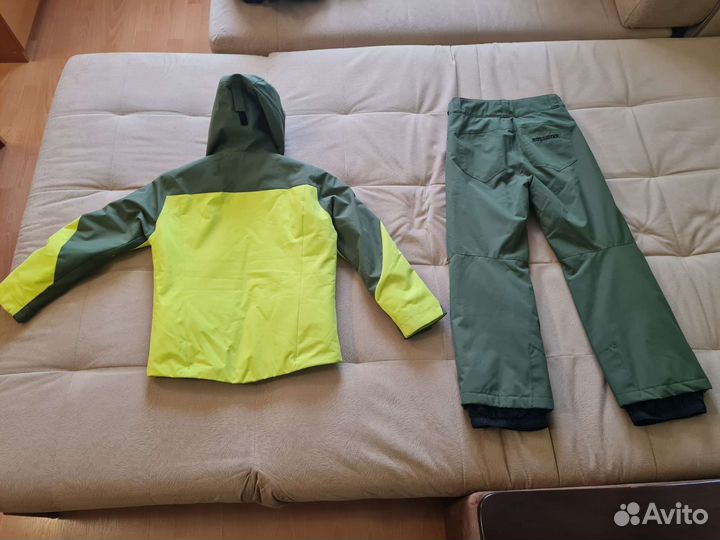 Горнолыжный костюм