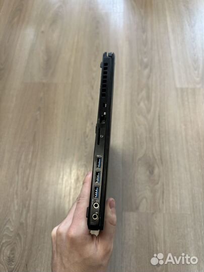 Игровой ноутбук MSI I7 7700HQ GTX1060 6GB 16озу