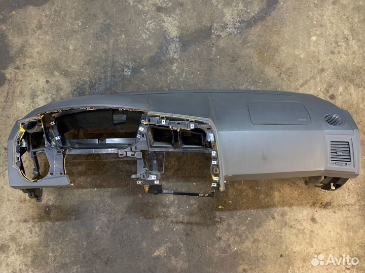 Панель приборов (торпеда) Ssangyong Kyron D100